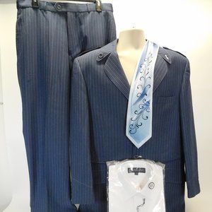 Milano Moda Blue Pinstripe Suit 40R CL3119 0420